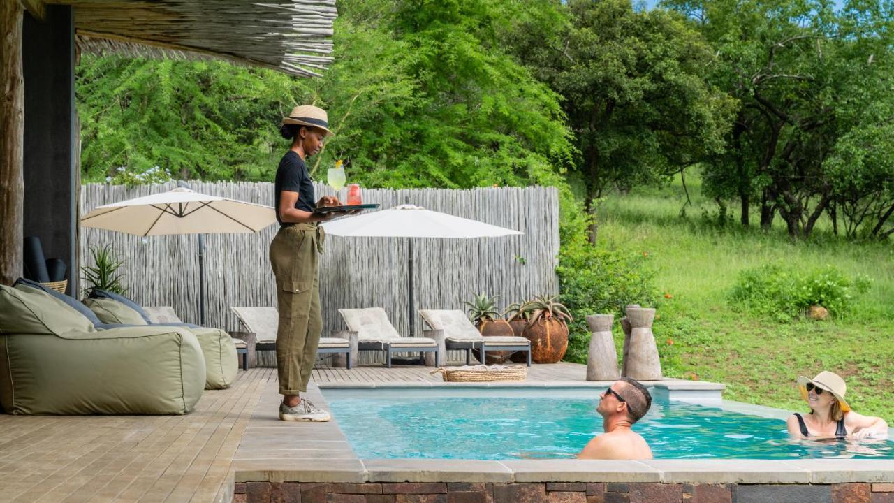 Sungulwane Private Game Lodge Hluhluwe Exteriör bild