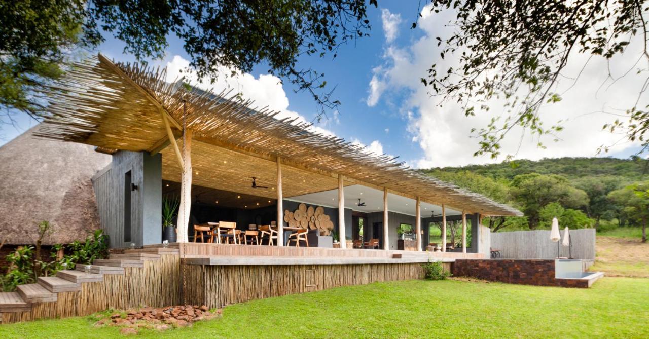 Sungulwane Private Game Lodge Hluhluwe Exteriör bild